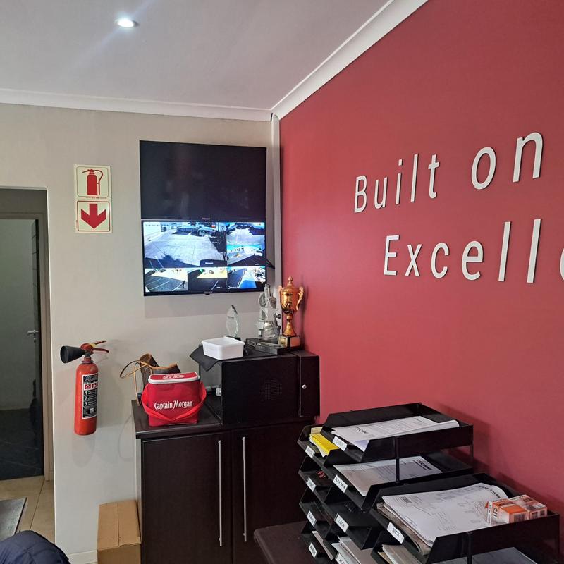 To Let Commercial Property for Rent in Walmer Eastern Cape